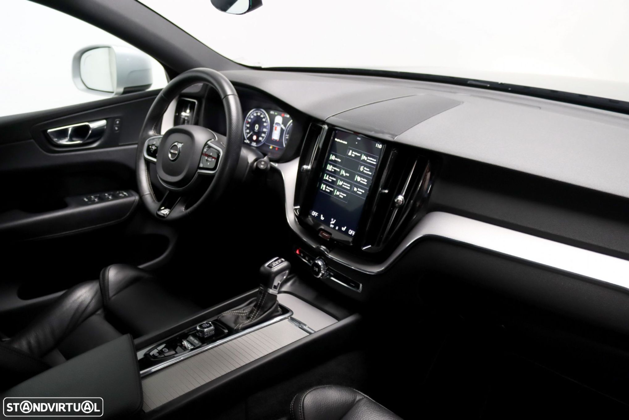 Volvo XC 60 2.0 D4 R-Design Geartronic - 13