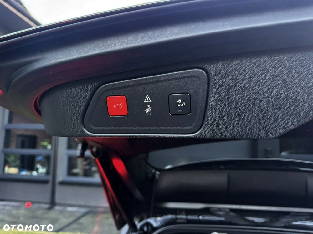 Peugeot 3008 BlueHDi 180 Stop & Start EAT6 GT - 32