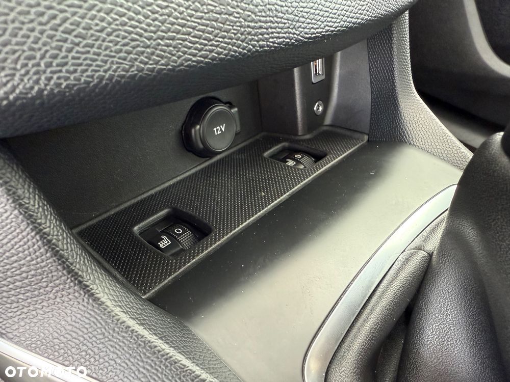 Peugeot 308 1.2 PureTech Allure S&S - 25