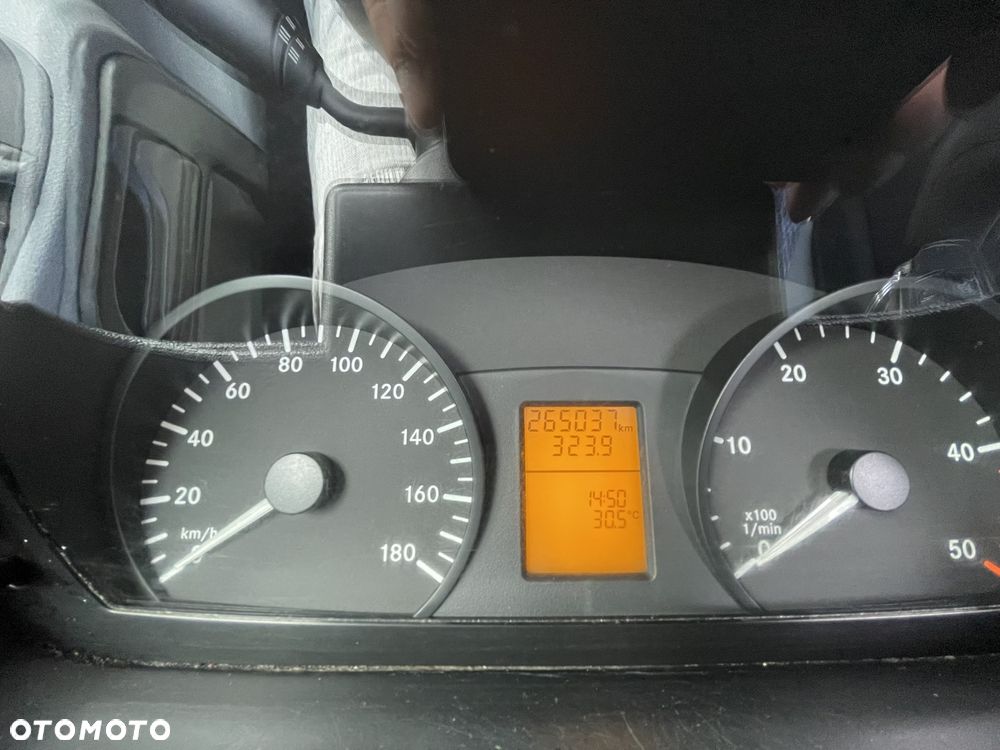 Mercedes-Benz SPRINTER W906 313 CDI - 26