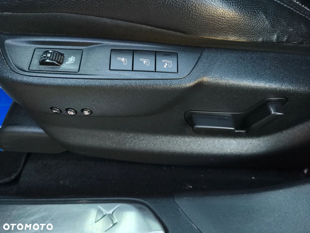 Citroën DS5 HDi 165 Business - 11