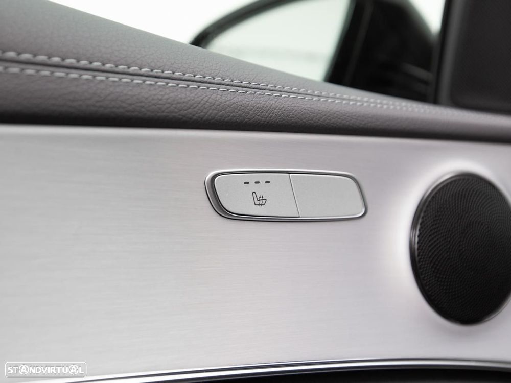 Mercedes-Benz E 300 de 4Matic 9G-TRONIC AMG Line - 17