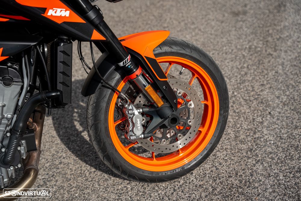 KTM Duke 890 GP - 15