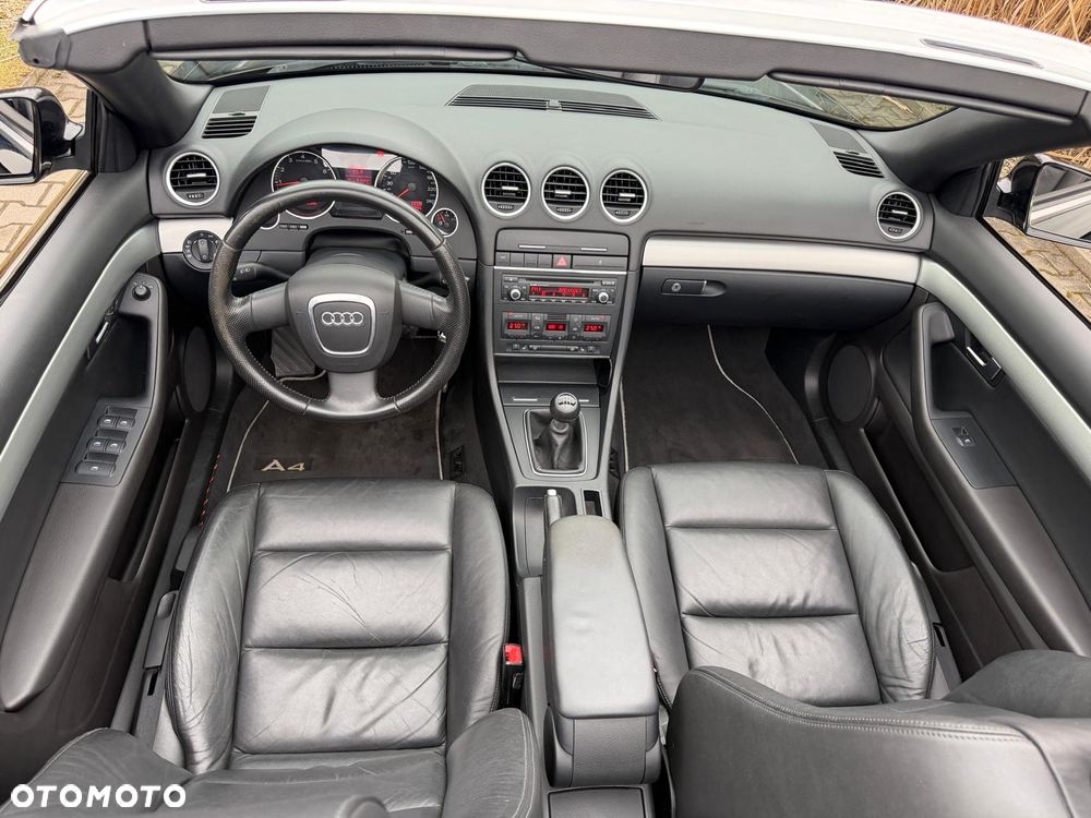 Audi A4 Cabrio 1.8 T - 13