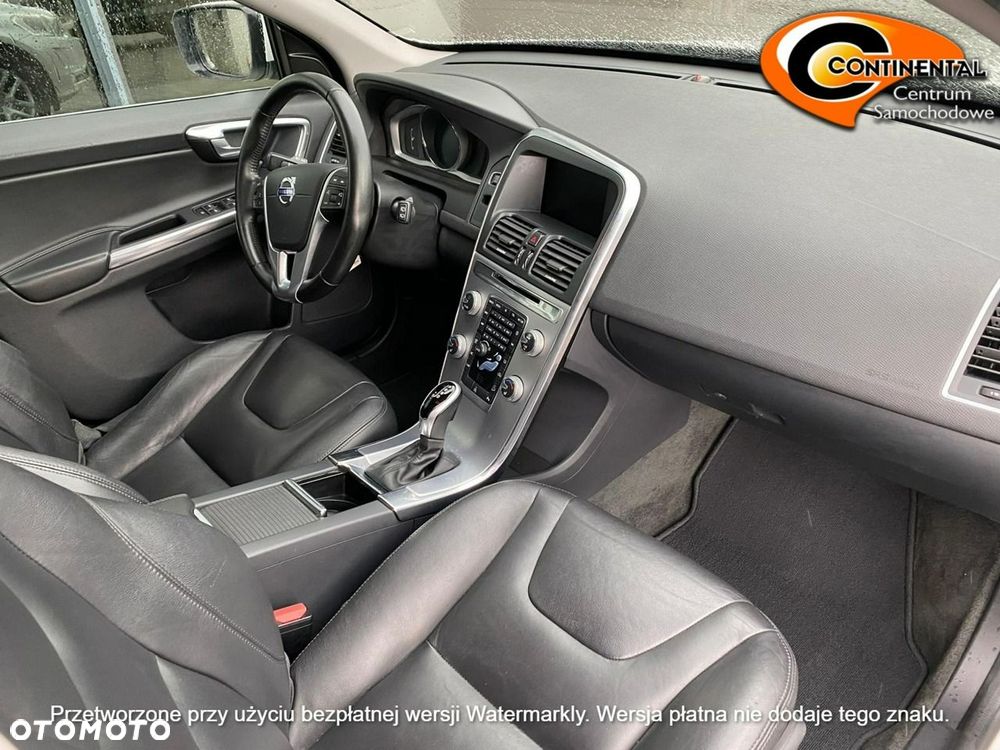 Volvo XC 60 - 10