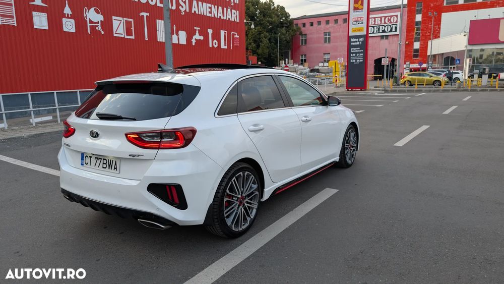 Kia Ceed 1.6 T-GDI GT - 6