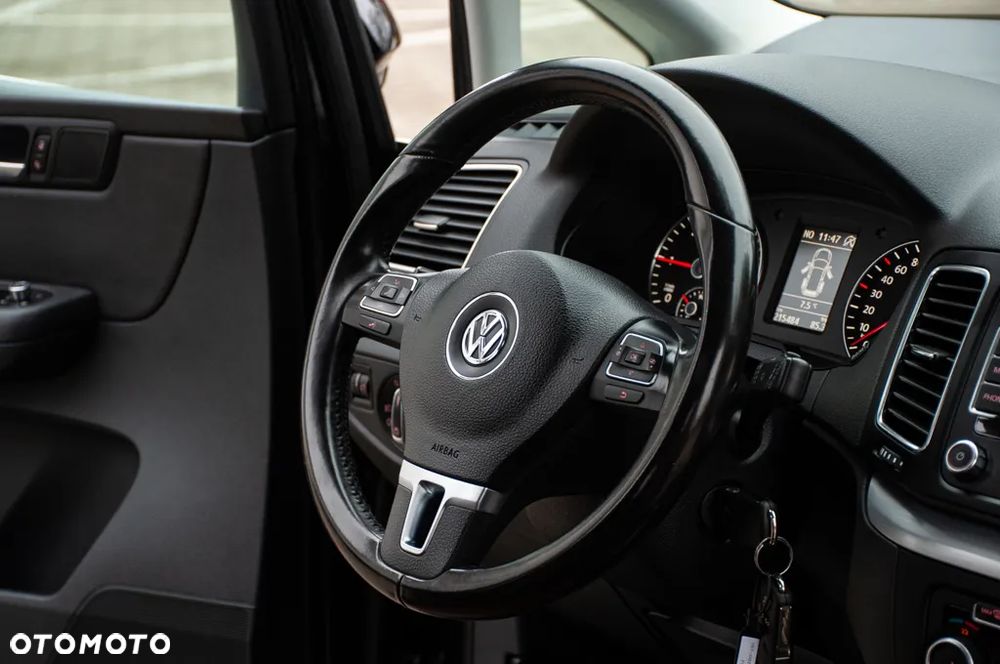Volkswagen Sharan 2.0 TDI Highline DSG - 17