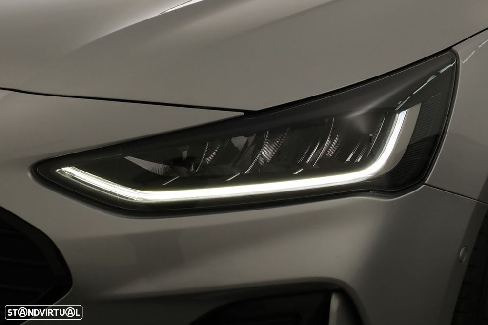 Ford Focus 1.0 EcoBoost MHEV ST-Line - 6