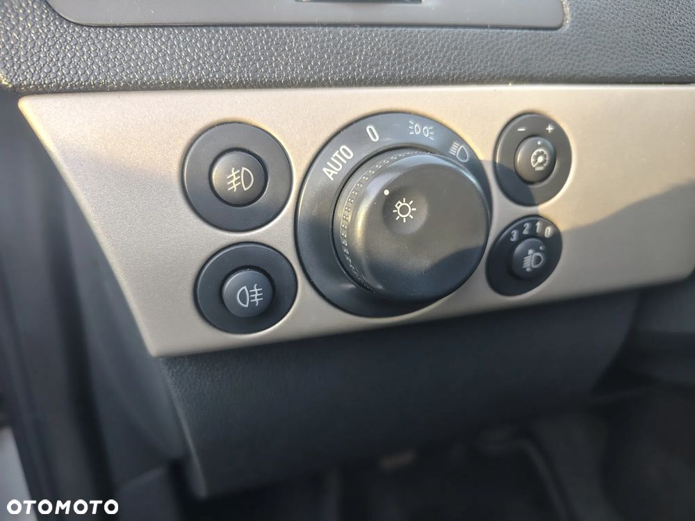 Opel Astra 1.4 Edition - 18