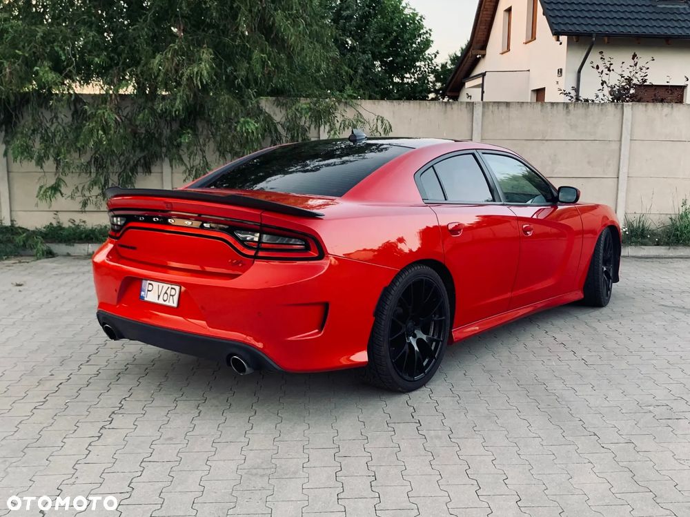Dodge Charger 6.4 Scat Pack - 8