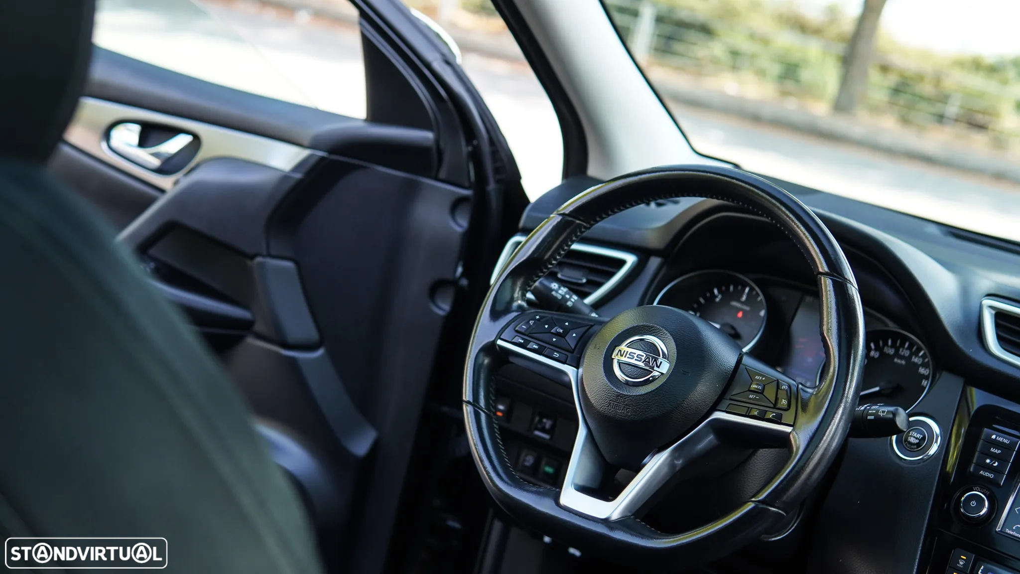 Nissan Qashqai 1.5 dCi N-Connecta DCT - 57