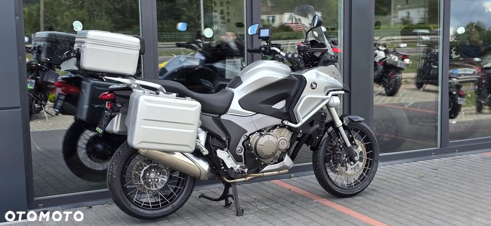 Honda VFR - 4