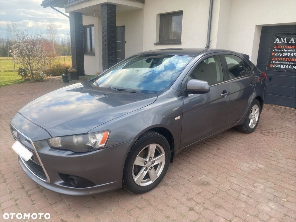 Mitsubishi Lancer 1.5 Inform - 2