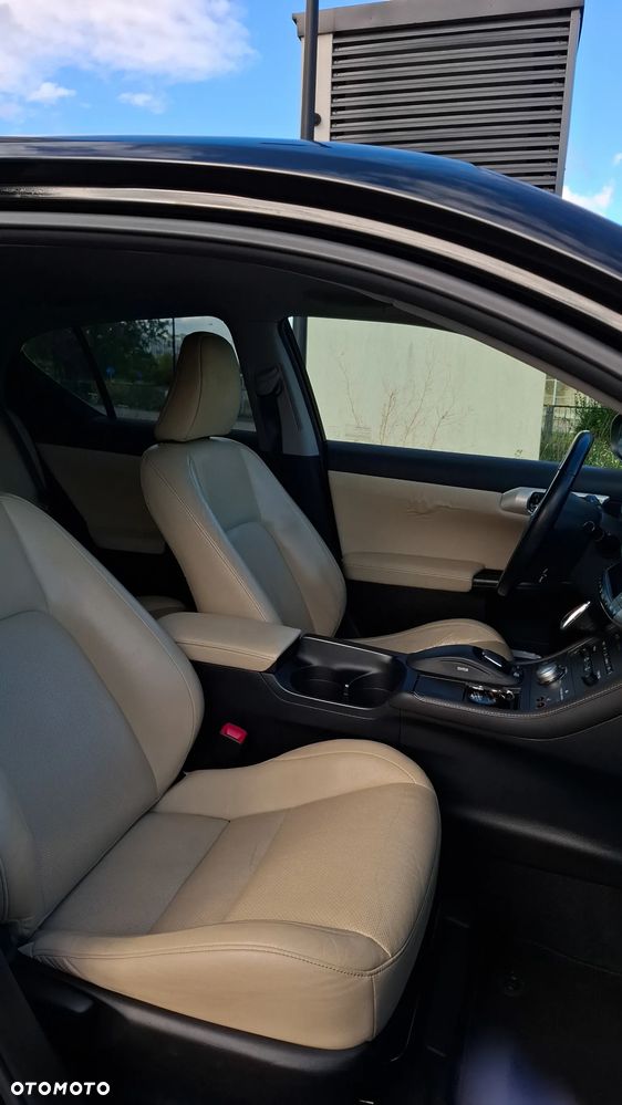 Lexus CT 200h Comfort - 3