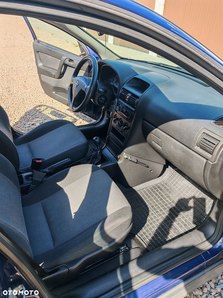 Opel Astra 1.4 - 14