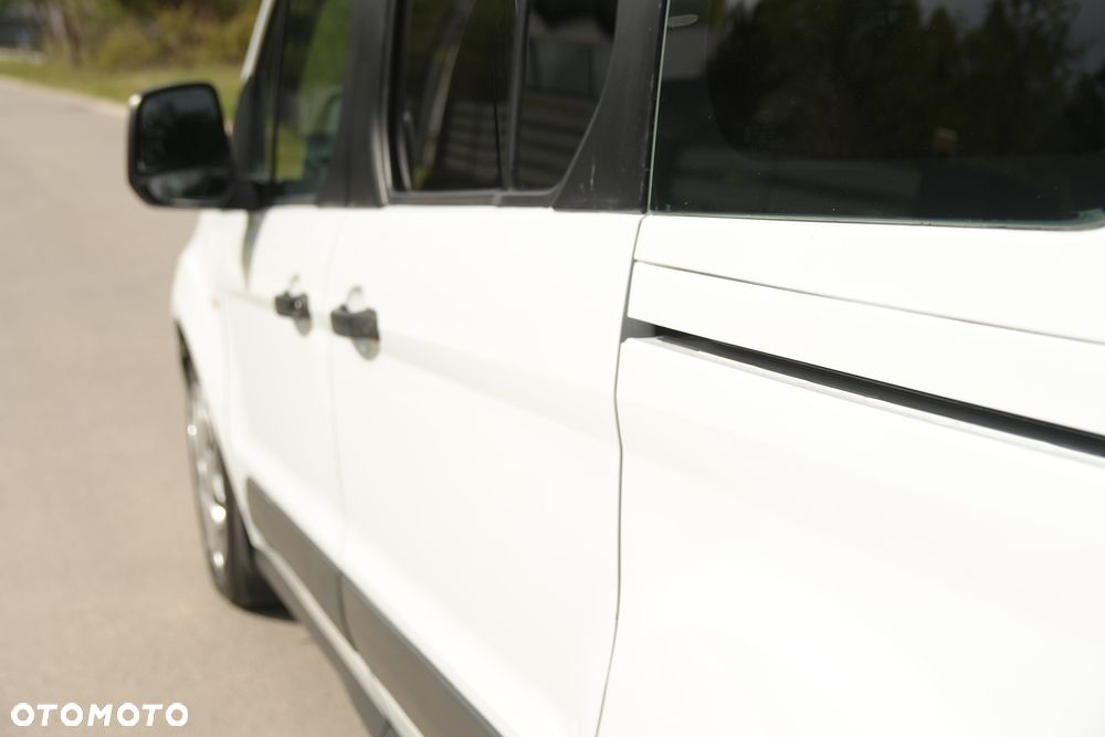 Ford Connect - 16