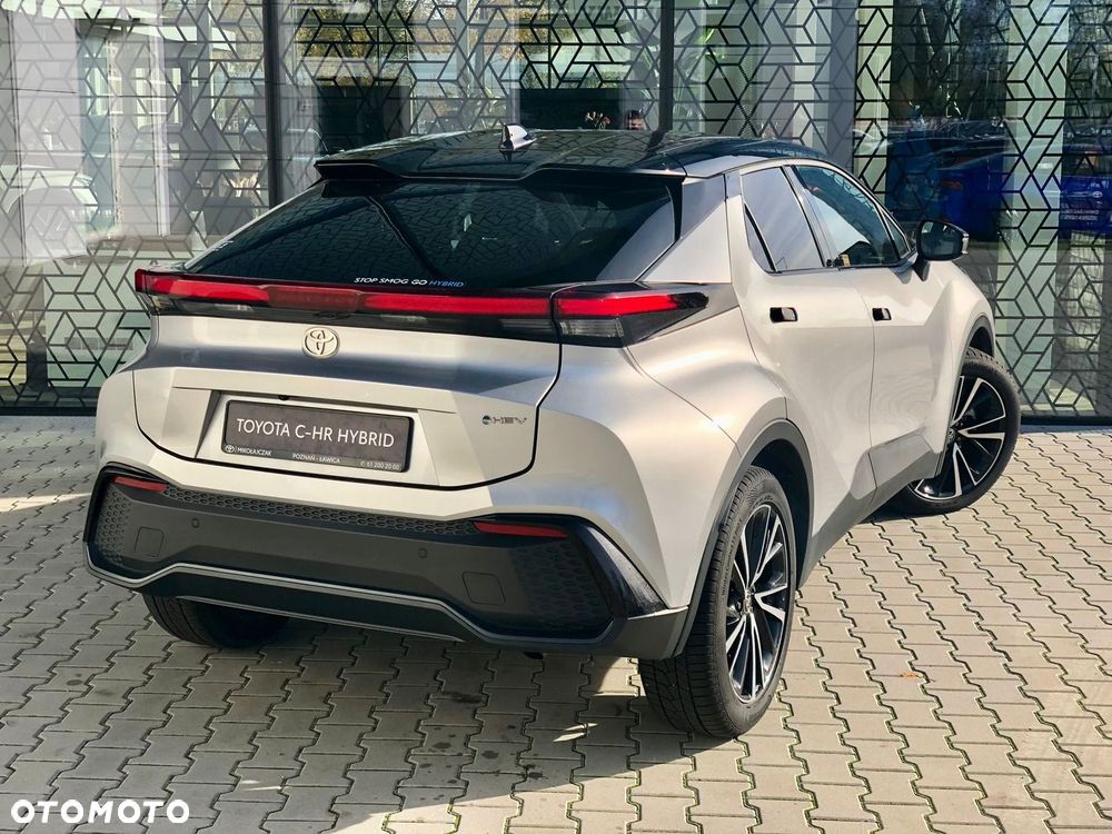 Toyota C-HR - 12