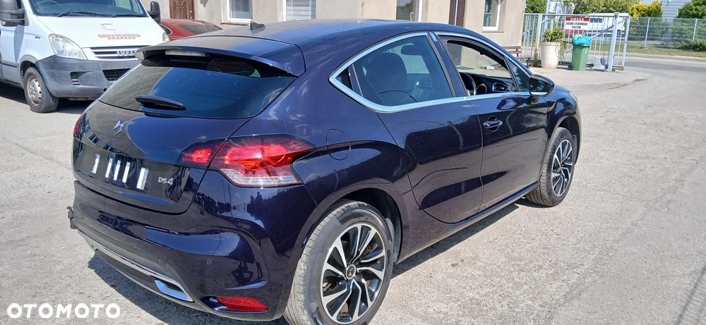 DS Automobiles DS 4 - 7