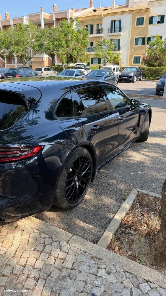 Porsche Panamera Sport Turismo - 2