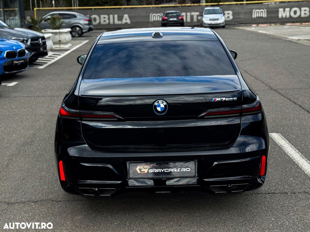 BMW M7 M760e xDrive AT PHEV - 9