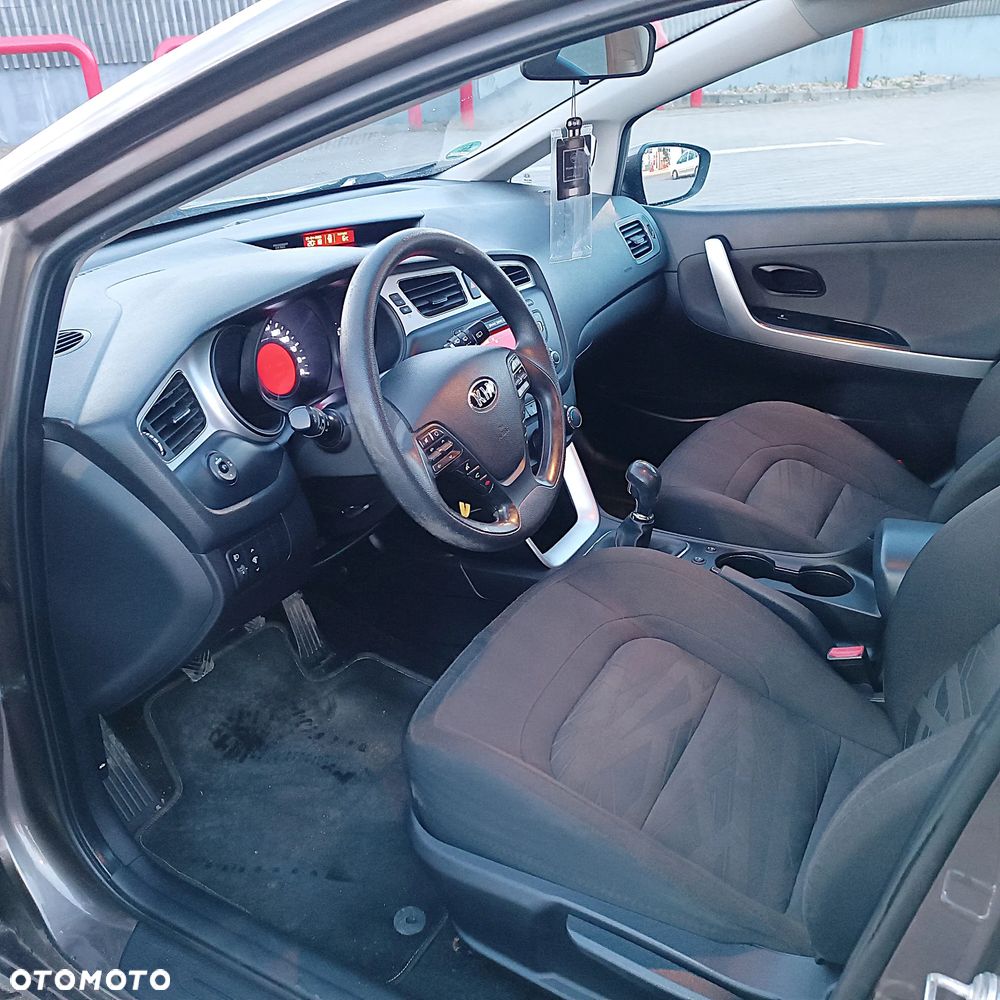 Kia Ceed 1.4 CVVT Attract - 5