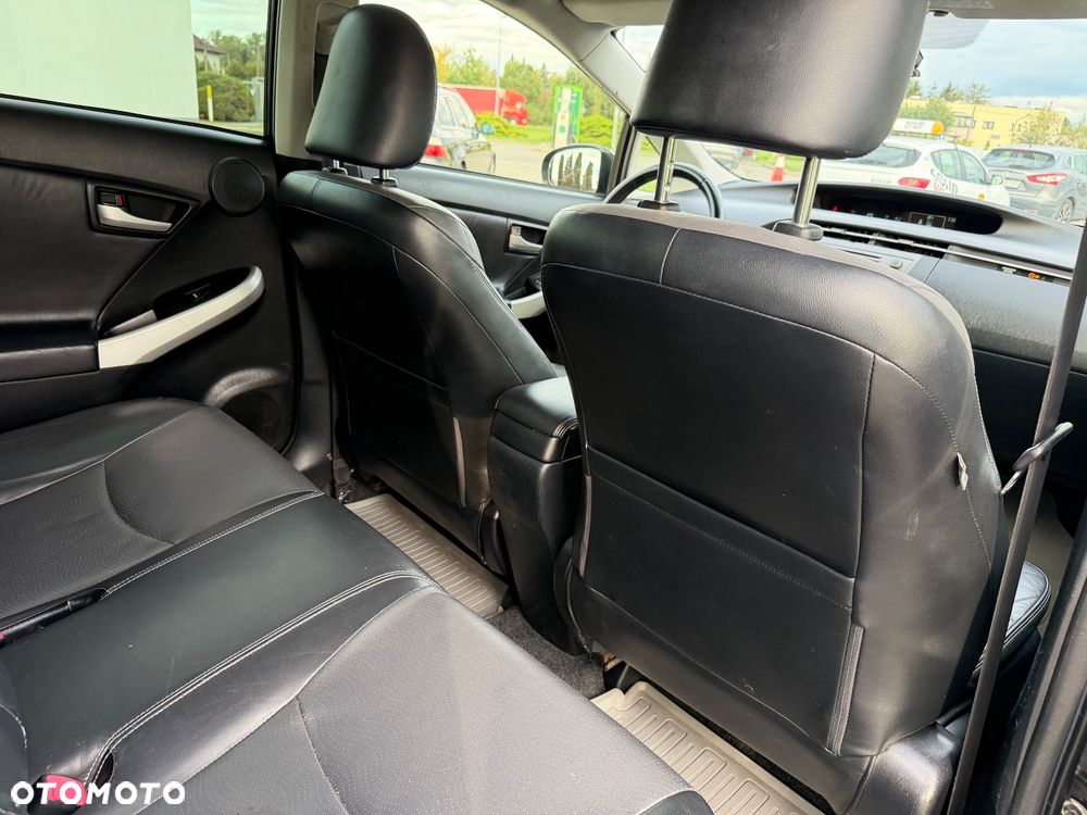 Toyota Prius 1.8 HSD Prestige - 17