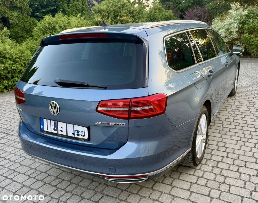 Volkswagen Passat - 2