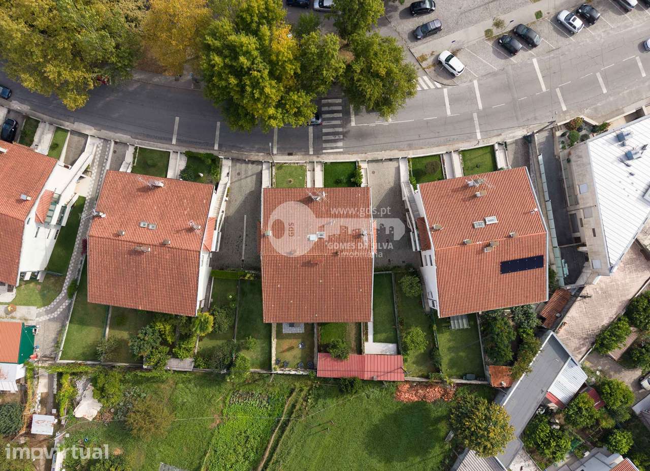 Andar Moradia T3 Renovado com Jardim e Garagem – Maximinos, Braga - Grande imagem: 3/35