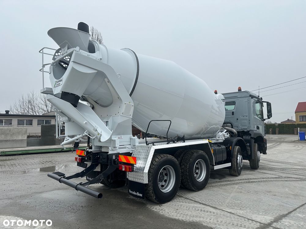 Mercedes-Benz Arosc - 6