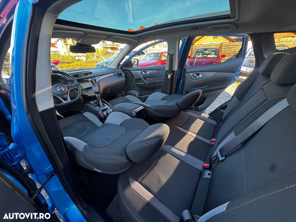 Nissan Qashqai 1.6 DCI Xtronic N-Connecta - 20