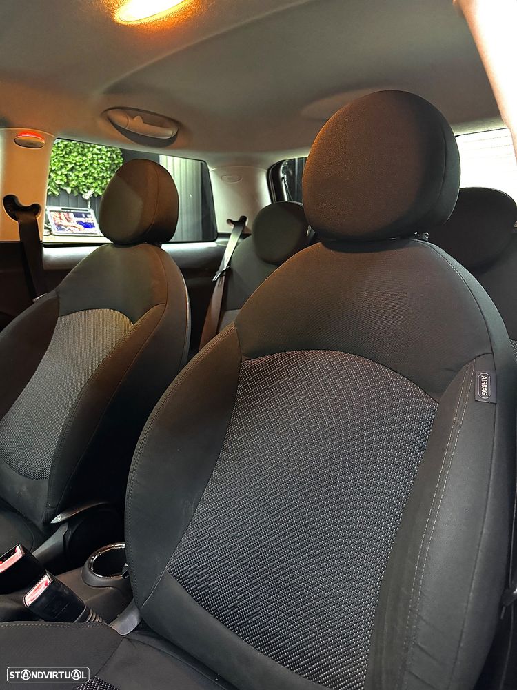 MINI 3 Portas One 1.4 - 19