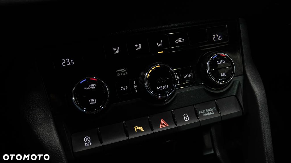 Skoda Karoq 1.5 TSI ACT GPF 4x2 Ambition - 19