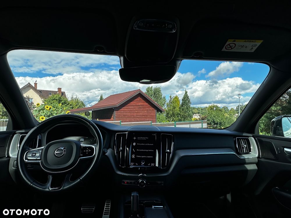 Volvo XC 60 B4 B R-Design - 29