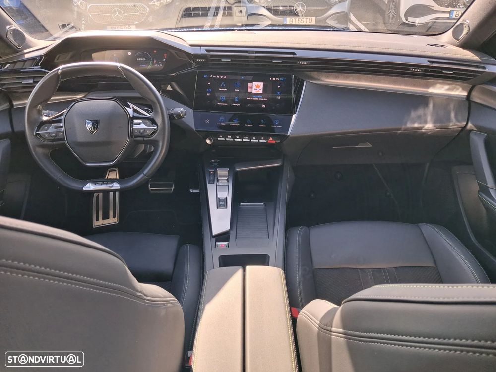 Peugeot 308 1.6 Hybrid GT Pack e-EAT8 - 18