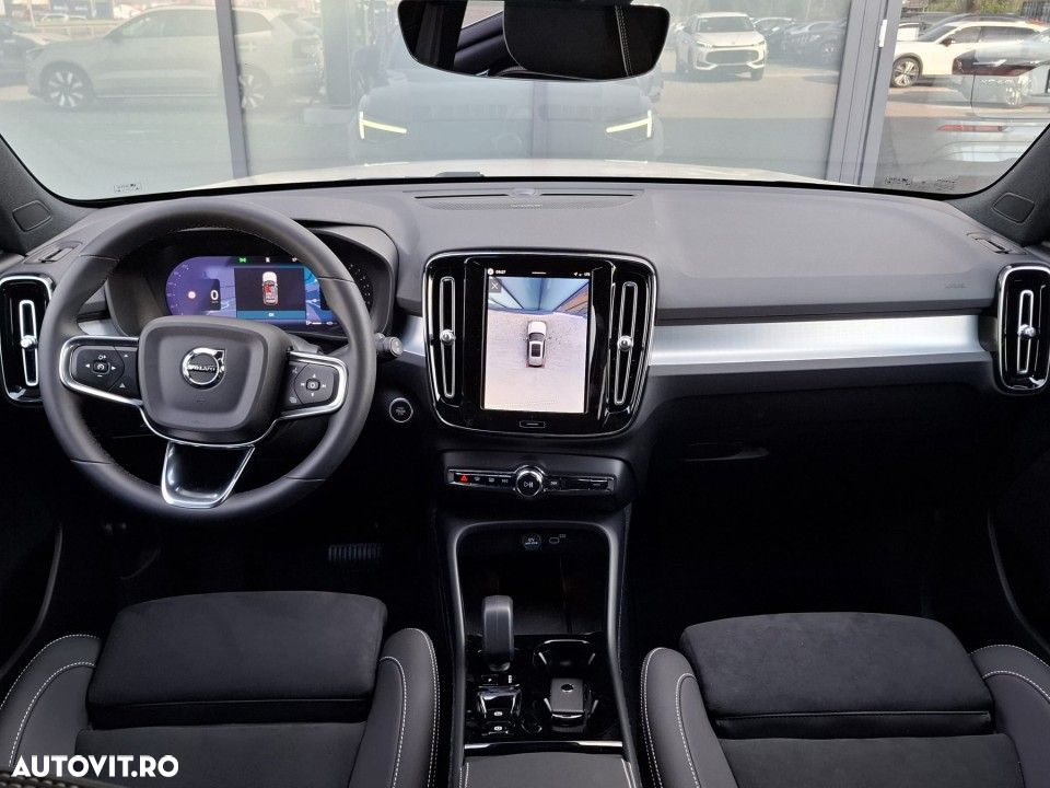 VOLVO XC40 2026 — imagine 17