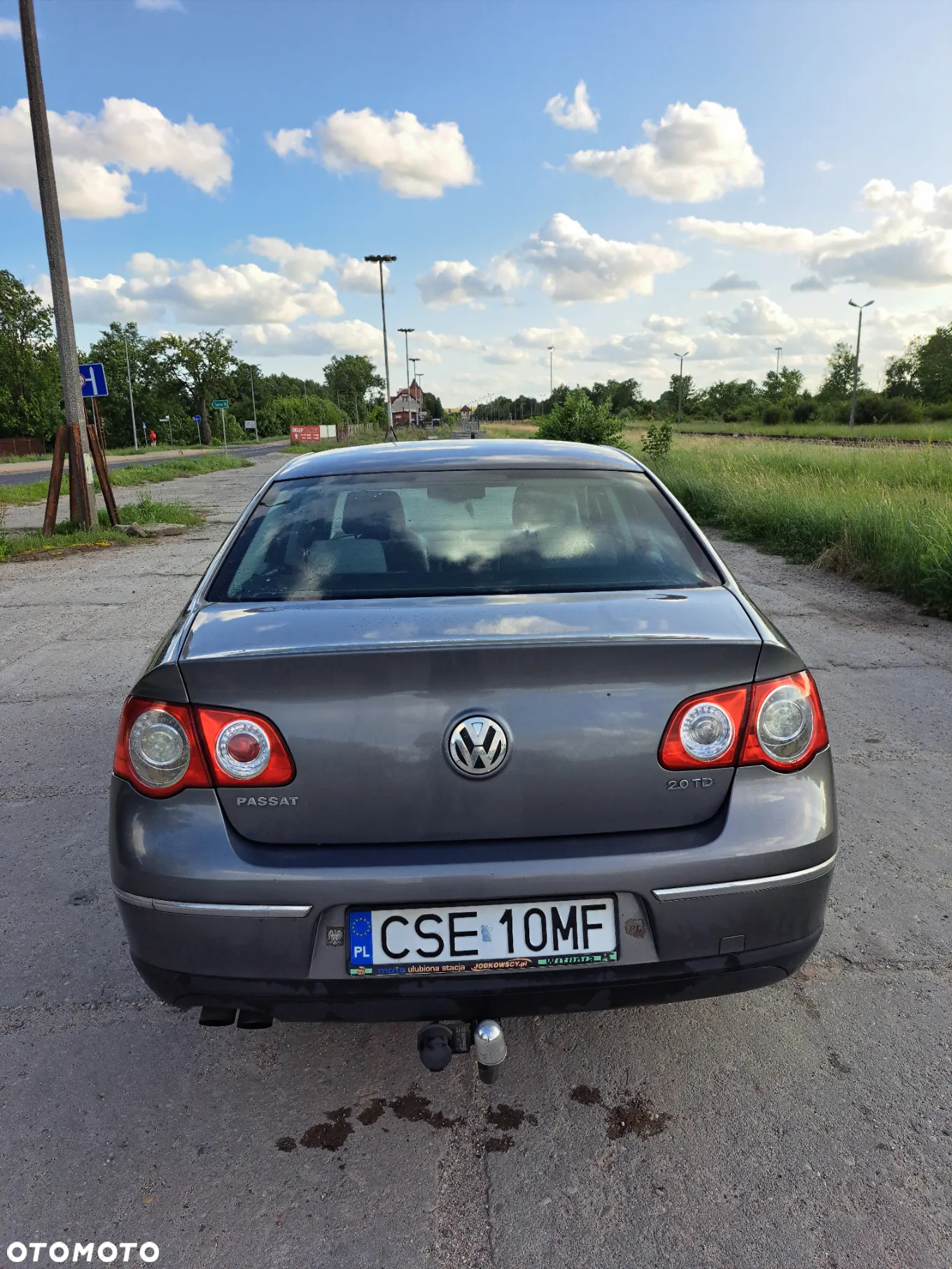 Volkswagen Passat 2.0 TDI Trendline - 5