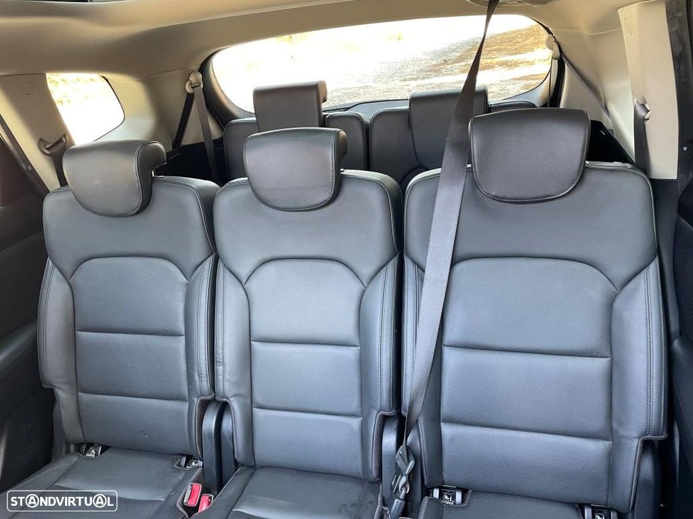 Kia Carens 1.7 CRDi ISG TX - 42