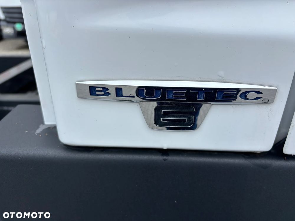 Mercedes-Benz 818 821 921 1018 1221 1218 1224 1523 1527 - 7