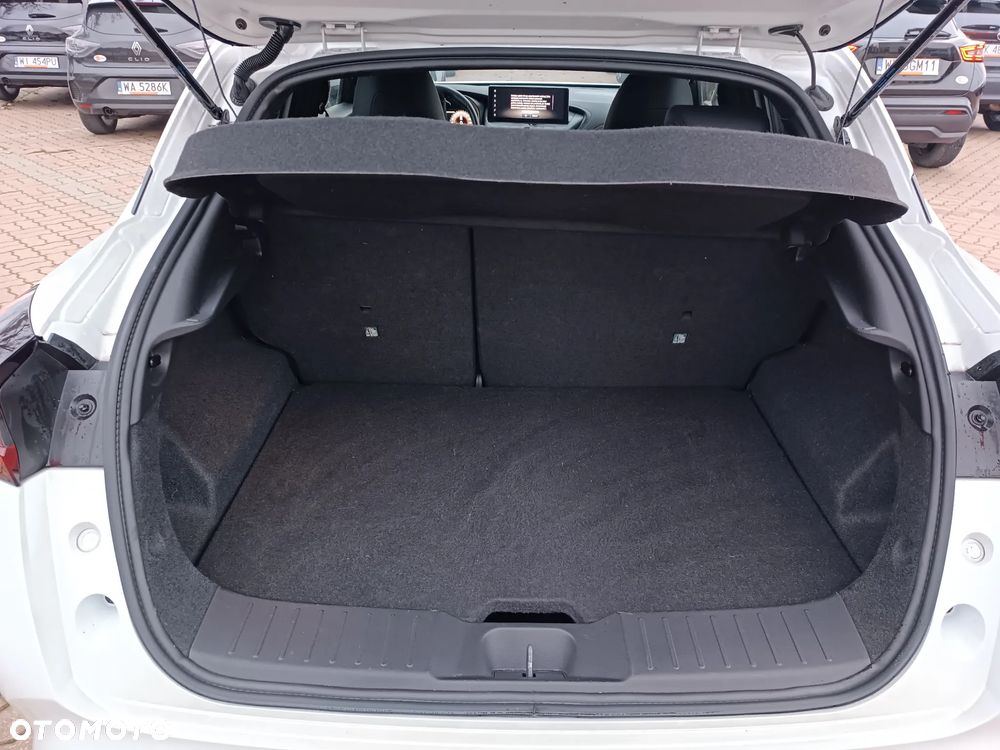 Nissan Juke 1.0 DIG-T N-Connecta DCT - 24