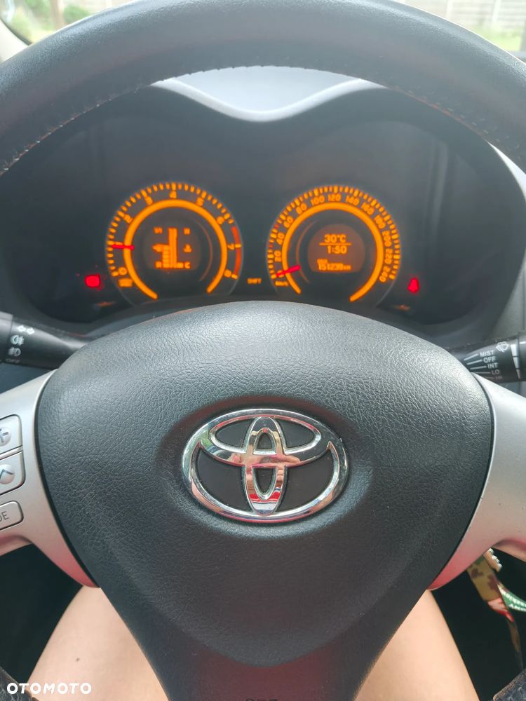 Toyota Auris 1.4 VVT-i Luna - 8