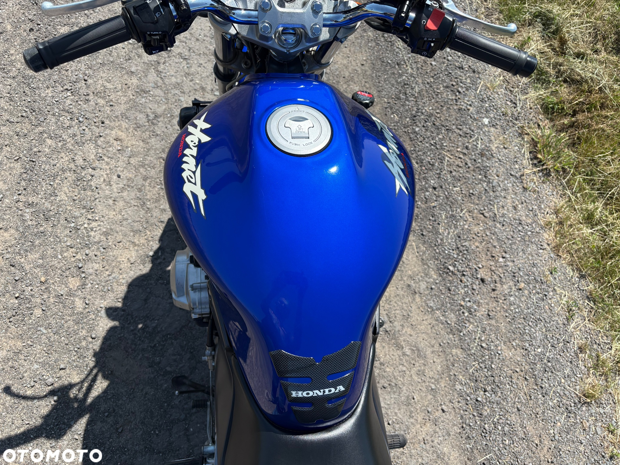 Honda Hornet - 22