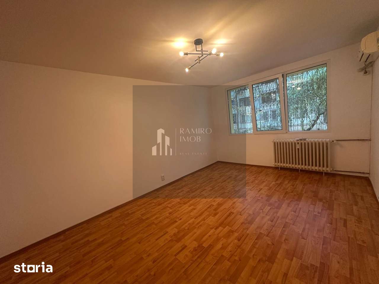 Garsoniera decomandata Brancoveanu - Imagine principală: 2/5