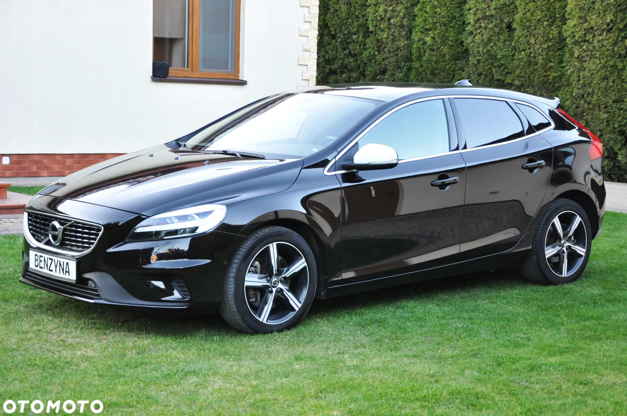 Volvo V40 T3 Drive-E R-Design Momentum - 29