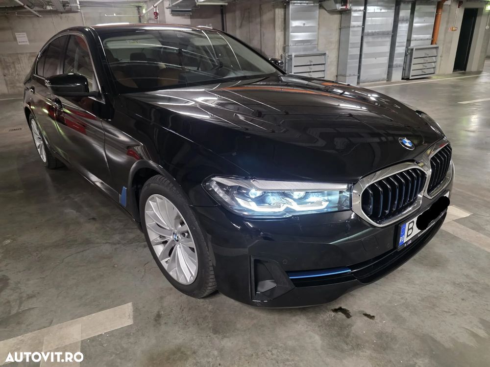 BMW Seria 5 530i xDrive AT MHEV - 2