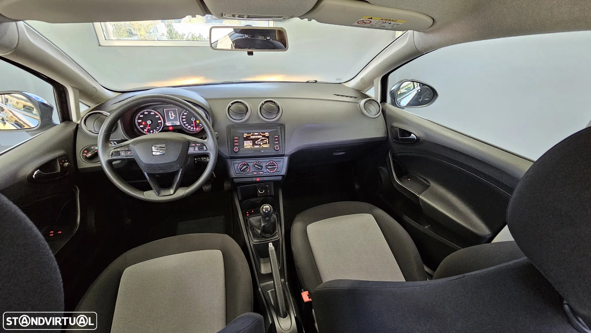 SEAT Ibiza 1.0 Reference - 10