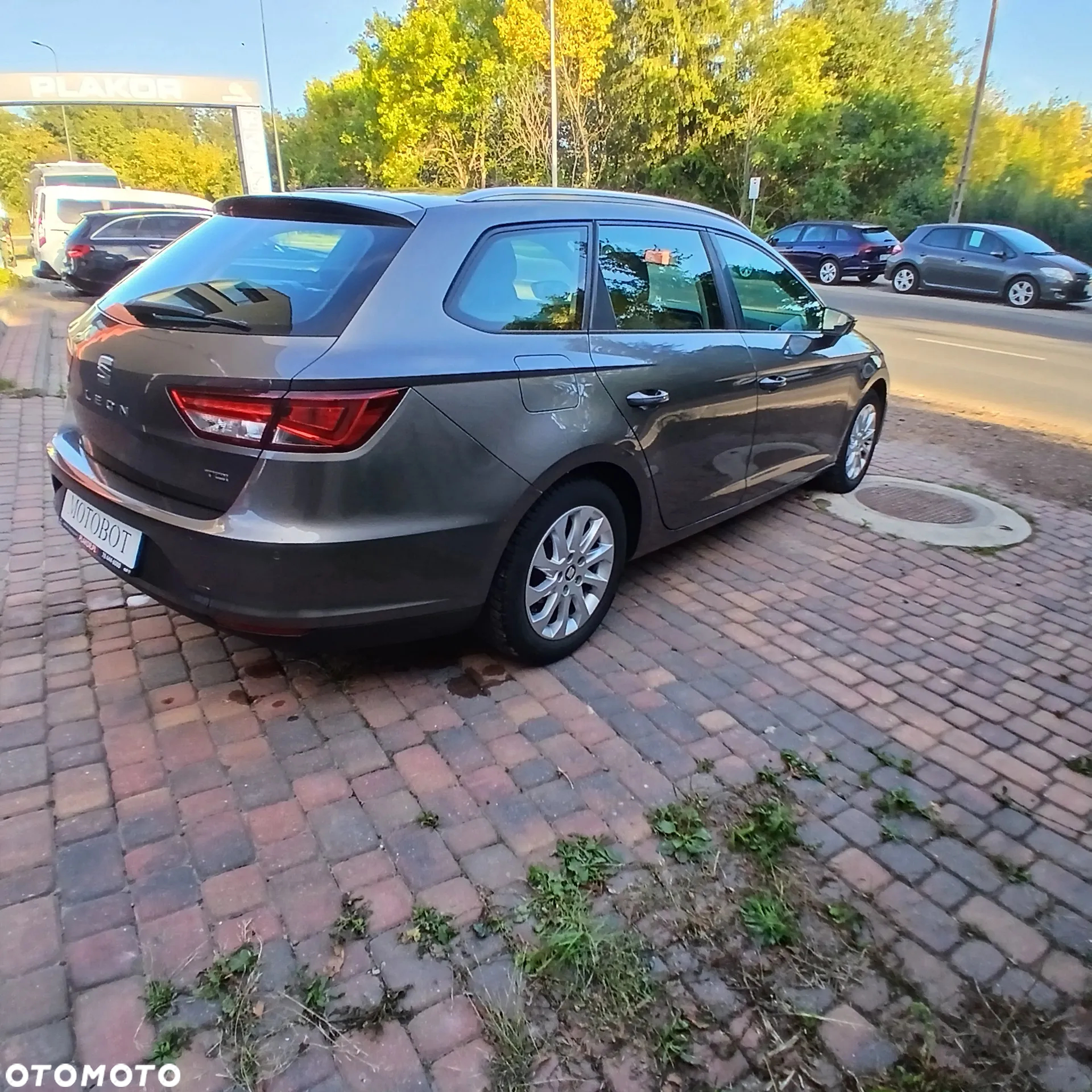 Seat Leon 1.6 TDI Style - 15