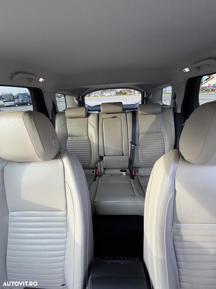 Land Rover Discovery Sport - 8