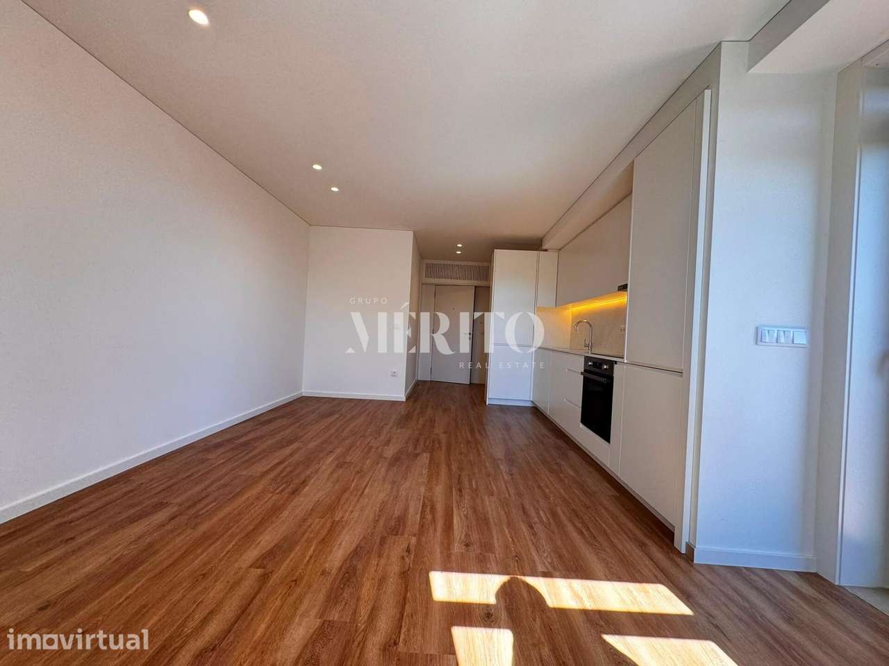 Apartamento T3 Avenida de Londres - Grande imagem: 2/14