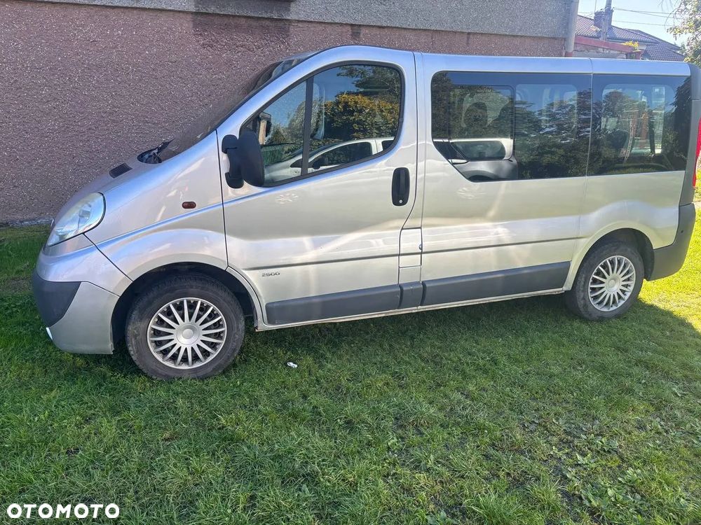 Opel Vivaro - 4