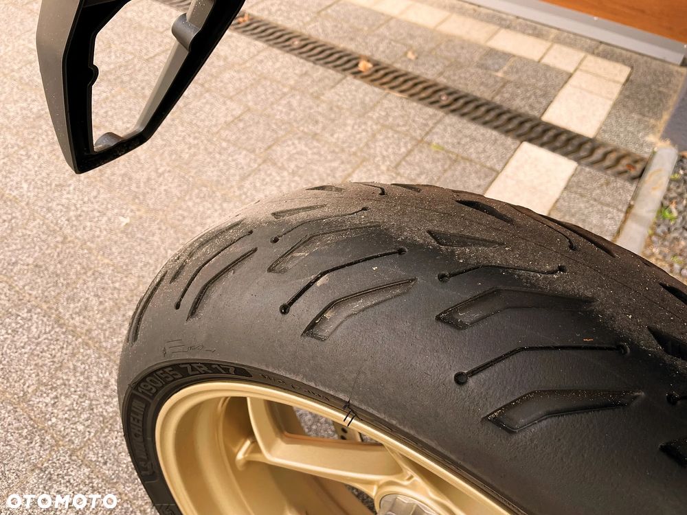 Moto Guzzi V100 Mandello - 12